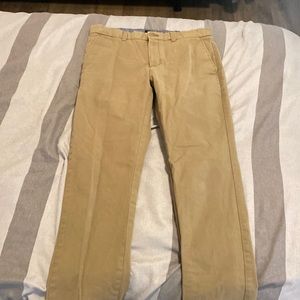 Banana Republic Kahkis